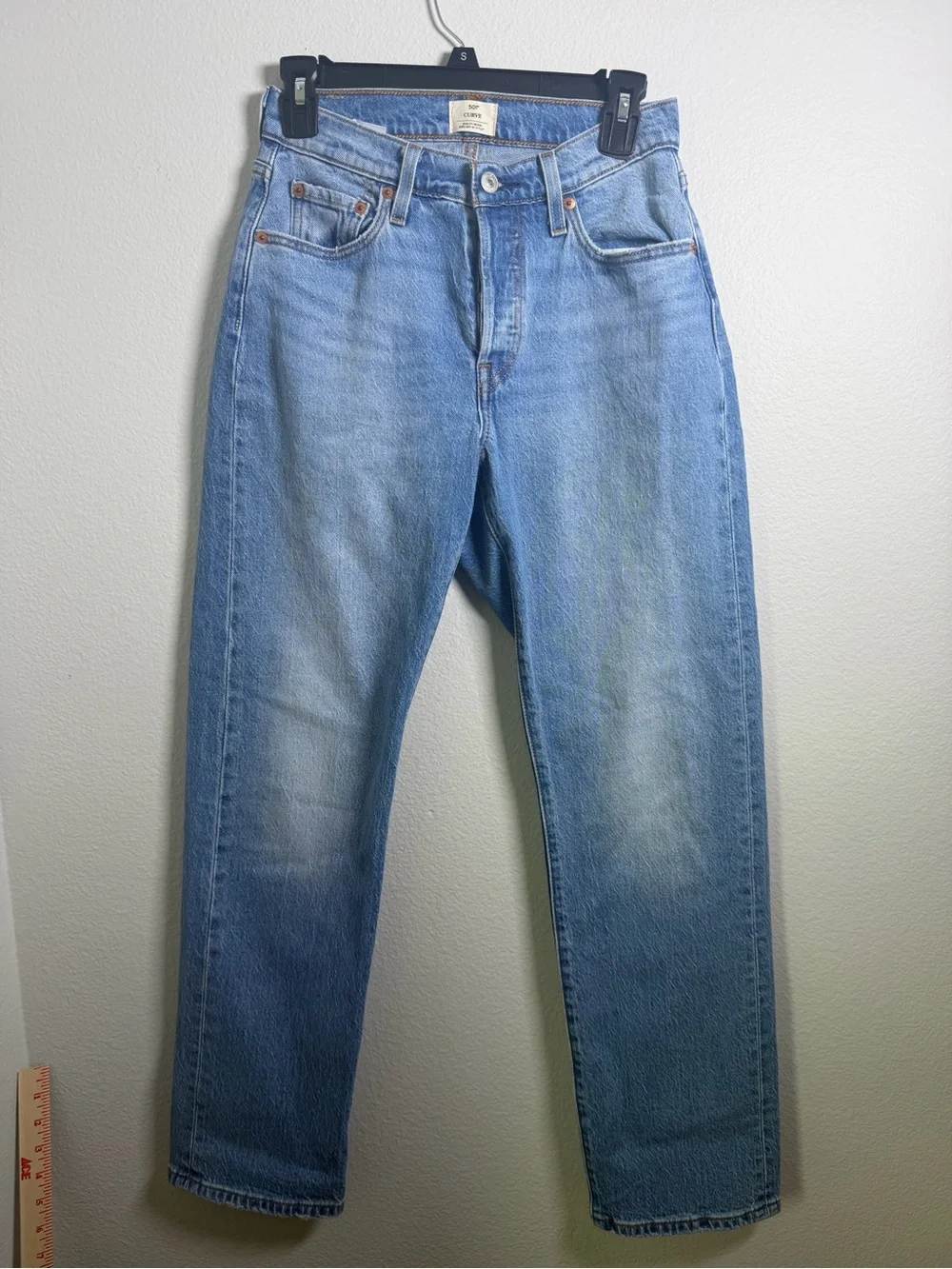 Levi's 501 Curve Light Blue Straight-Leg Button Fly Jeans W26 L30